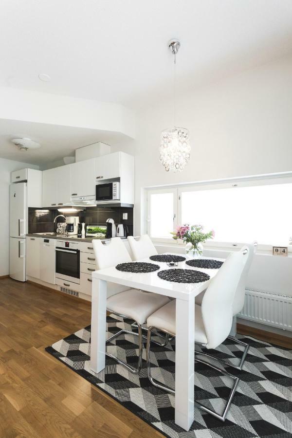 Tuomas' Luxurious Suites, Kitka. Rovaniemi Kültér fotó
